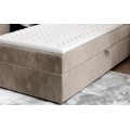 Čalouněná jednolůžková postel RIVIA 90x200 Sawana 21 světle šedá
