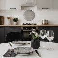 Mělký porcelánový talíř GEOMETRICO 24 cm bílý/černý
