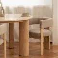Jídelní stůl Rimley 130 cm z masivu jasan/travertin