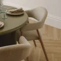 Čalouněná jídelní židle Sorento z masivu bouclé béžová/ořech