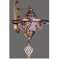 Nástěnná lampa Yeni mosaz