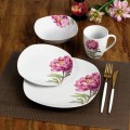 Porcelánová jídelní sada s hrníčkem LEA Peony 16 ks bílá/růžová