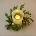 Vánoční svícen s LED vložkou SANTA LILA HOLLY bílý