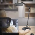 Stolní LED lampa Karen s bezdrátovým nabíjením černá
