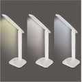 Stolní LED lampa Chase bílá