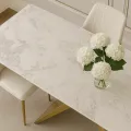 Čalouněná jídelní židle Modig ecru/zlatá