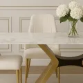Čalouněná jídelní židle Modig ecru/zlatá