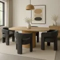 Designové čalouněné jídelní křeslo Leith černé