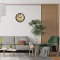 Dřevěné nástěnné hodiny Focus 33 cm dub přírodní/černé