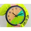 Dřevěné nástěnné hodiny Paris 33 cm zelené/černé