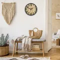 Dřevěné nástěnné hodiny Focus 33 cm dub přírodní/černé