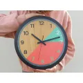 Dřevěné nástěnné hodiny Paris 33 cm korálové/černé