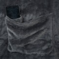 Deka s rukávy DecoKing Lazy uhlová