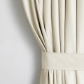 Závěs AmeliaHome Velvet s průchodkami 140x245 cm krémový