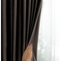 Závěs AmeliaHome Velvet s průchodkami 140x245 cm tmavě hnědý