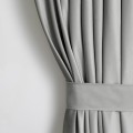 Závěs AmeliaHome Velvet s multifunkční páskou 140x245 cm stříbrný