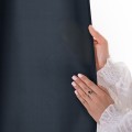 Závěs Carli s designovými poutky 140x250 cm indigo