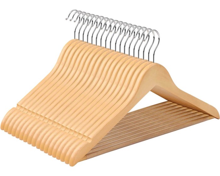 Dřevěné ramínka Ravio 10 kusů hnědé